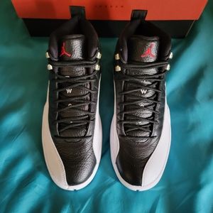 Brand new ds nike air jordan retro 12 og playoffs size 9 men's.